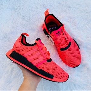 Adidas NMD R1 Signal Pink / Core Black NMD_R1